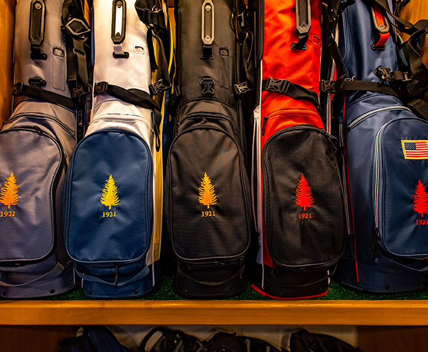 Cedar Hill golf bags