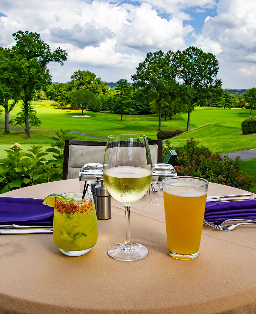 dining and drinks outside